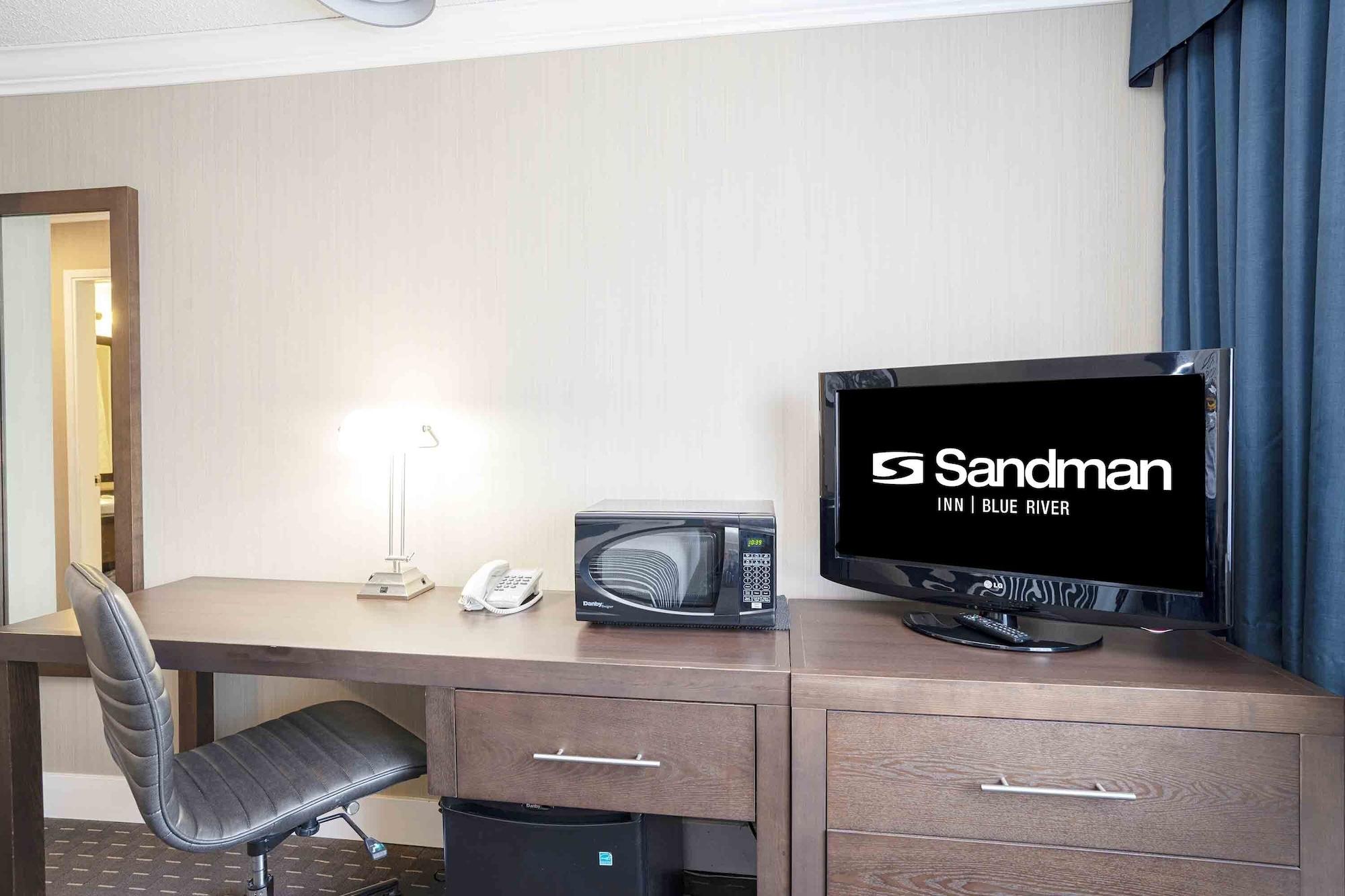 Sandman Inn Блу-Рівер Екстер'єр фото